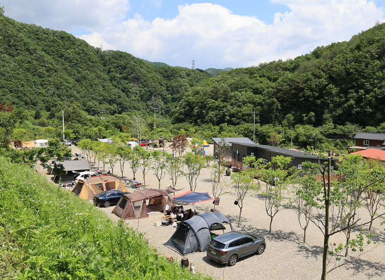 캠핑장 이미지