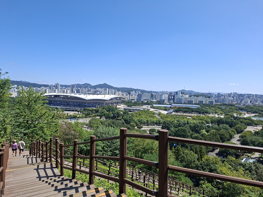하늘공원-동측계단길-04