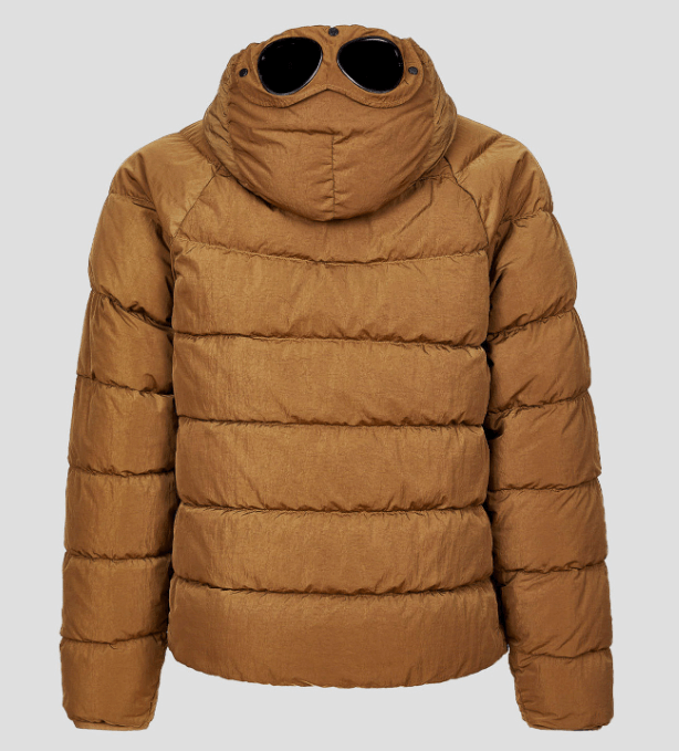 씨피컴퍼니 패딩 사진