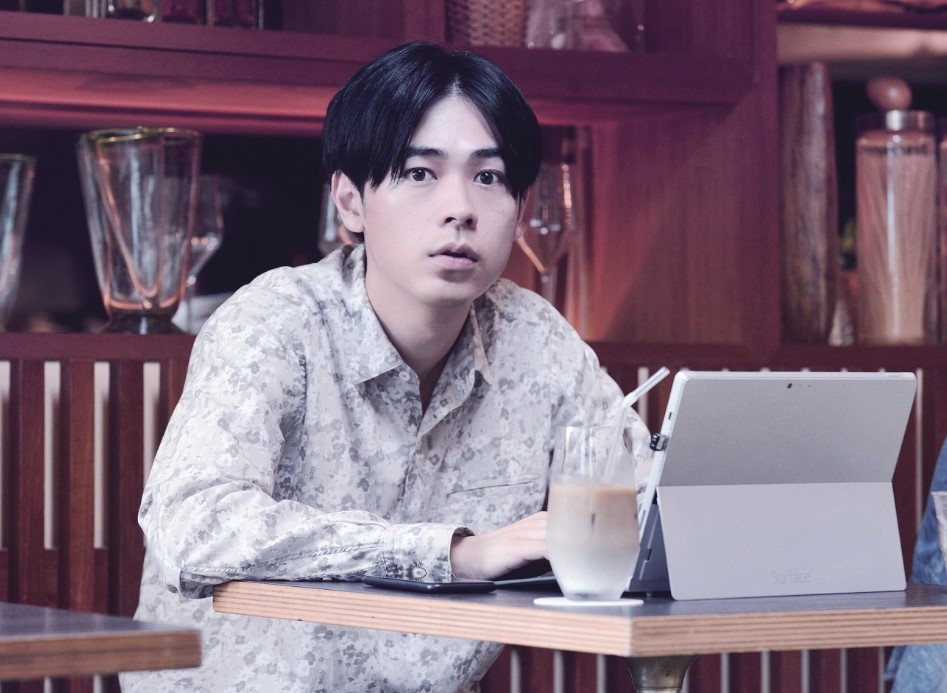 스마트폰을-떨어뜨렸을-뿐인데-사진16