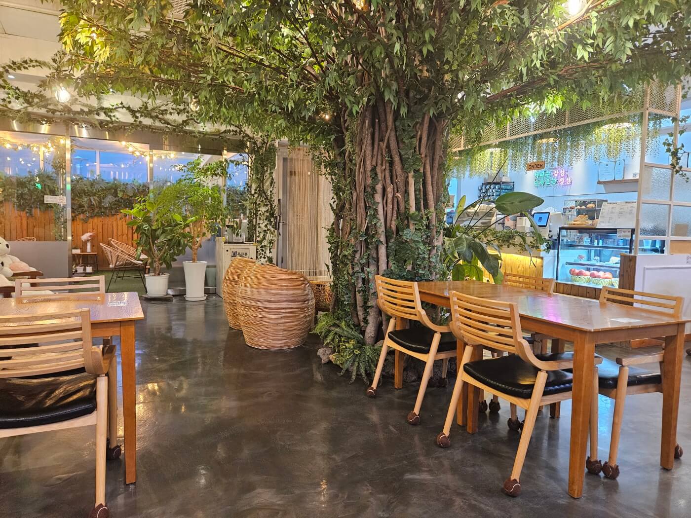 카페 포레아티 내부 모습 (3)