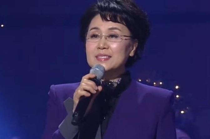 심수봉 김다현 공개비판 후 공개사과
