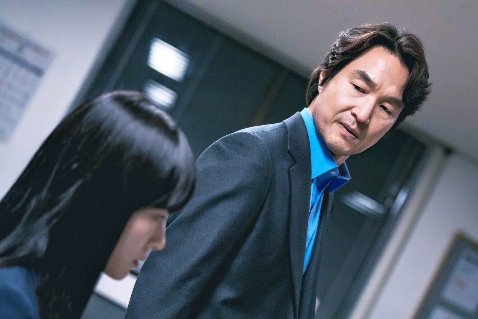 이토록 친밀한 배신자 등장인물