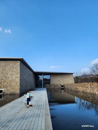 도심에서 자연을 만나다 안도 다다오 오모테산도 힐즈_29