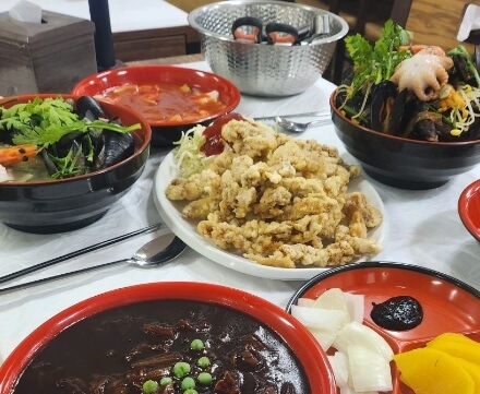 오늘N 격파 중식로드 군산 맛집 특허받은 콩나물 해물짬뽕과 매운 부추 짜장면 왕산중화요리 군산