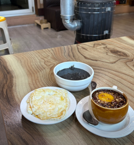 6시내고향 3천원조식 모닝세트 커피 깨죽 계란후라이 충남 서천 금희다방 정보