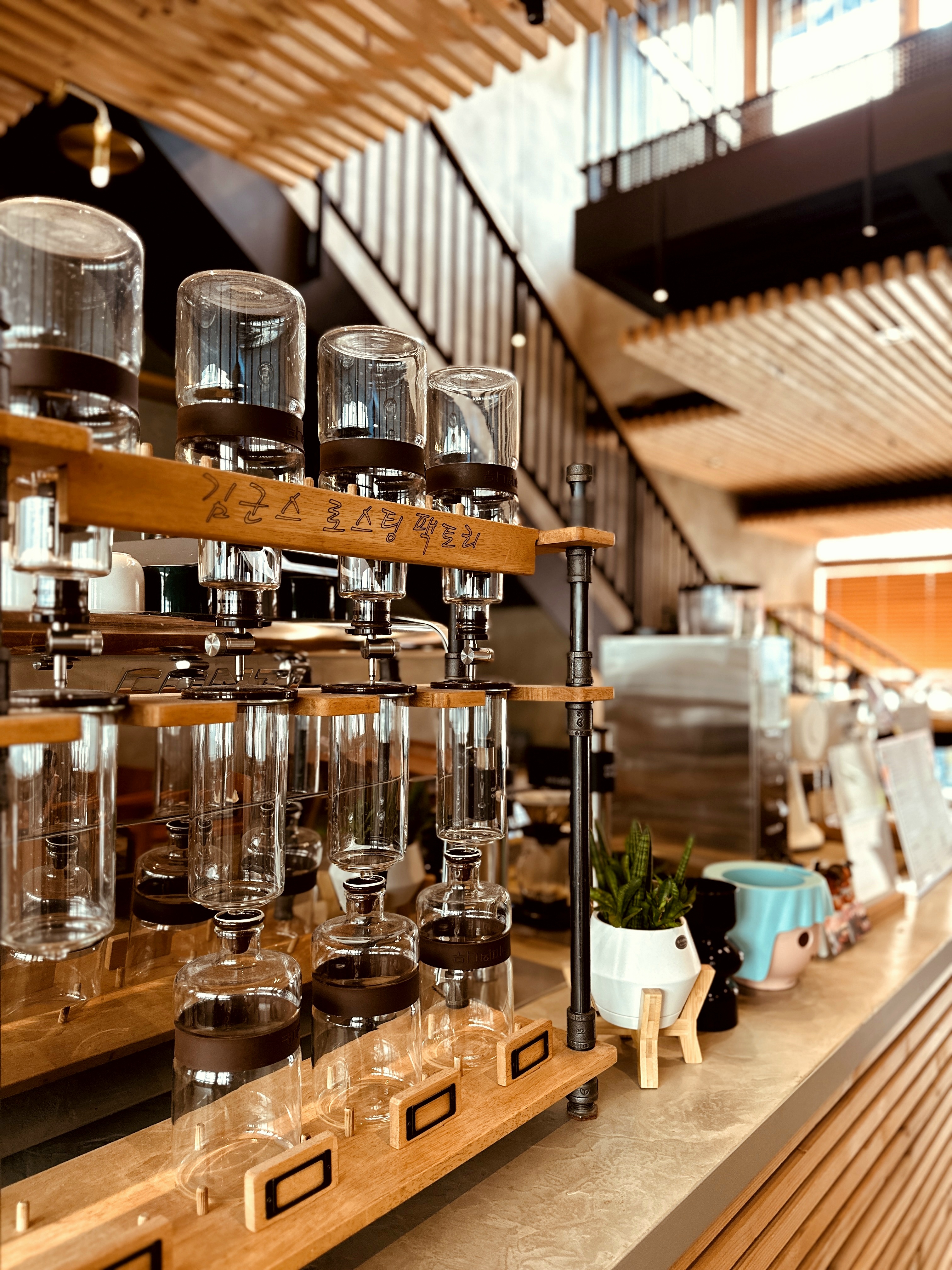 커피-로스팅-기계가-있습니다.