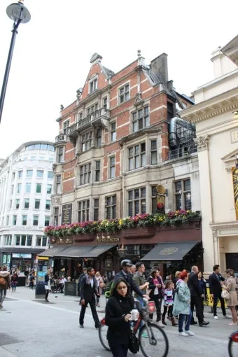 영국 런던 10월 날씨와 옷차림 정리_2