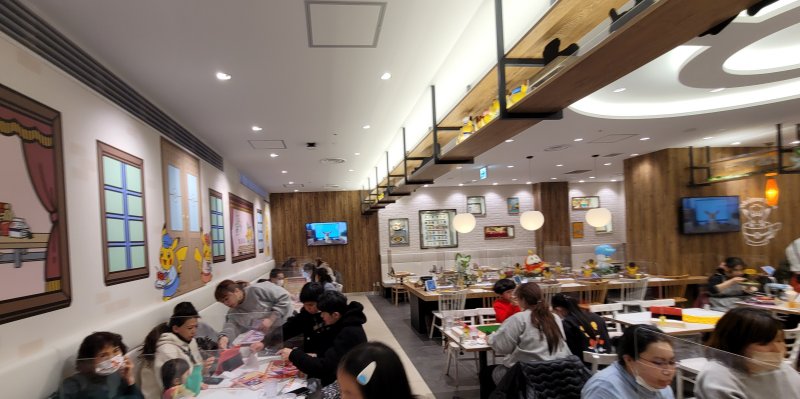 포켓몬카페-내부사진