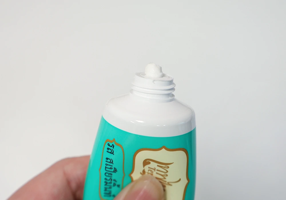 텝타이-콩알치약-스피어민트-짰을-때-질감-컬러