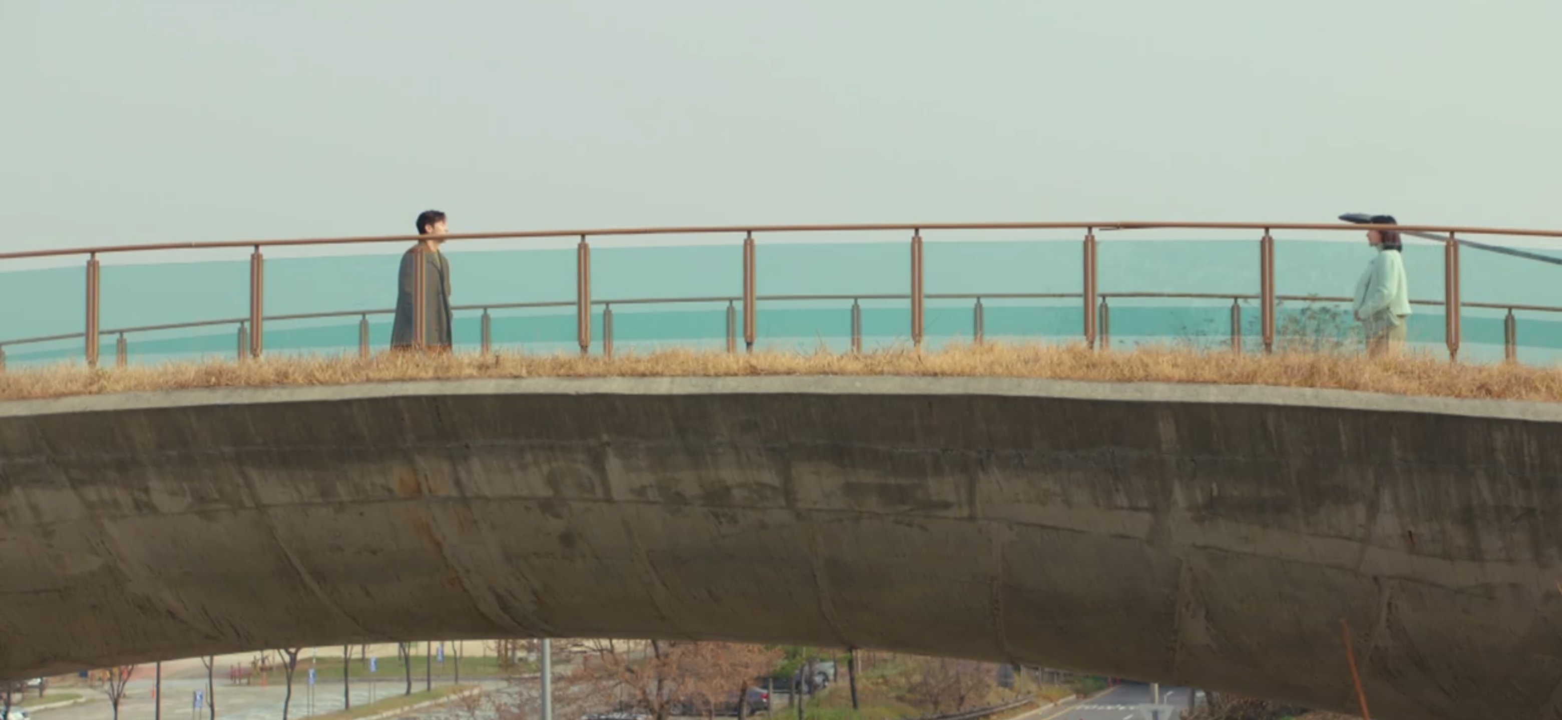 여의도 샛강다리에서 재회하는 추앙커플