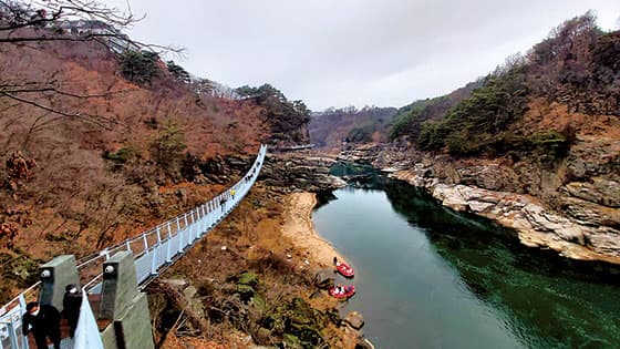 철원 한탄강 주상절리길 가을과 겨울이 마주서는 협곡길 2025 가을여행