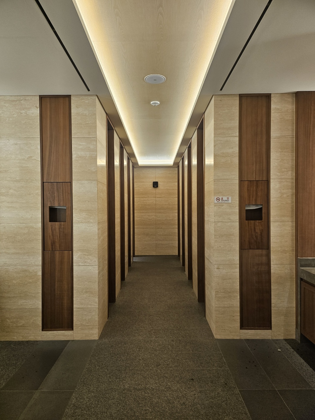 트라버틴 호텔인테레어 욕실