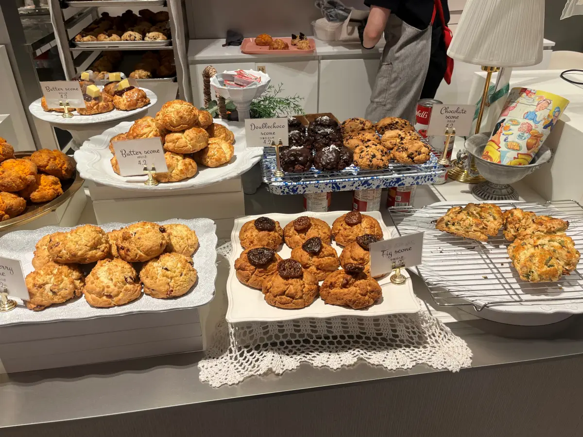 동탄-롯데백화점-플라잉스콘-진열-1