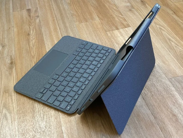 로지텍 폴리오 터치