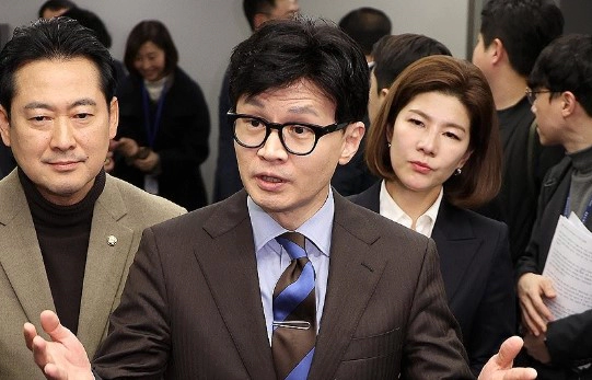 한동훈 사퇴 관련 윤석열 대통령 압박 이유