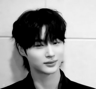 변우석 프로필 나이 키 누나 아이유 김혜윤 장원영 드라마 총정리