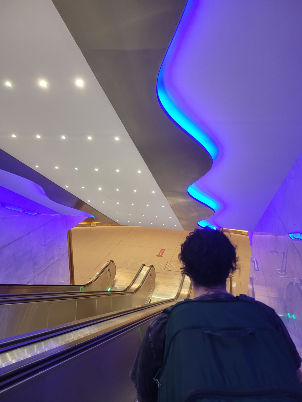 환승 에스컬레이터