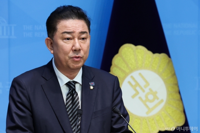 김병기 의원 프로필 : 신임 원내대표 당선, 홍장원 차장 지지, 아들 국정원 의혹까지