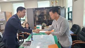 2025 정읍시 추석 소상공인 특별지원금-악수