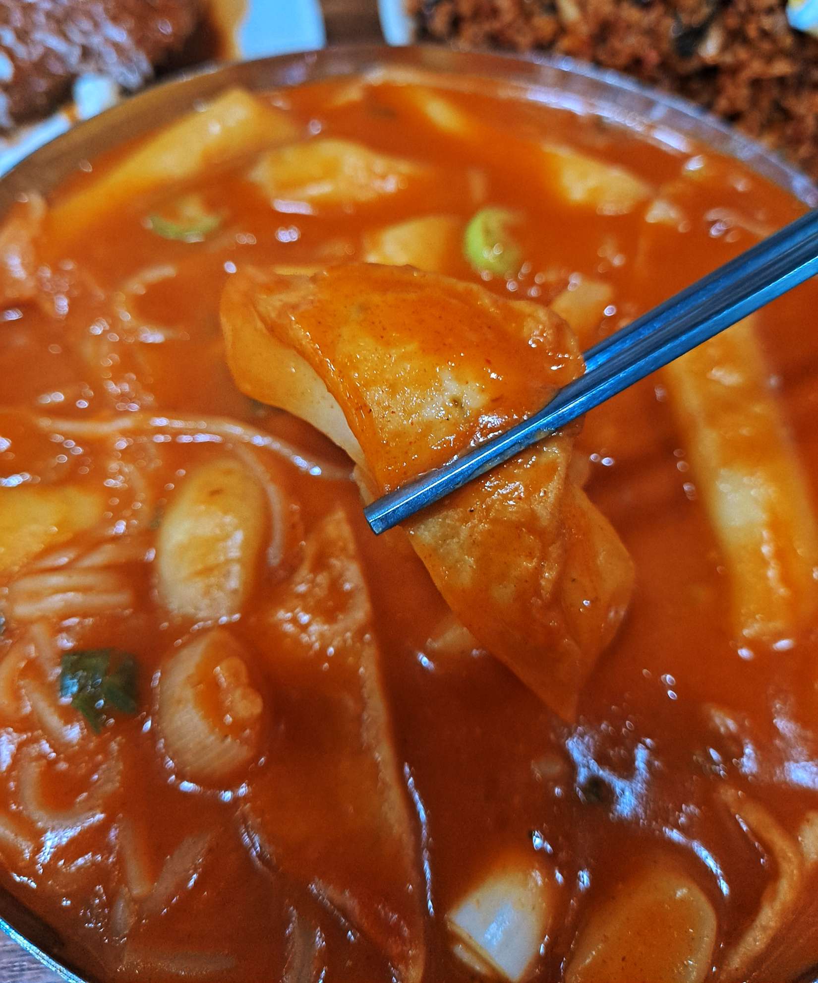 신신분식 떡볶이 한 젓가락