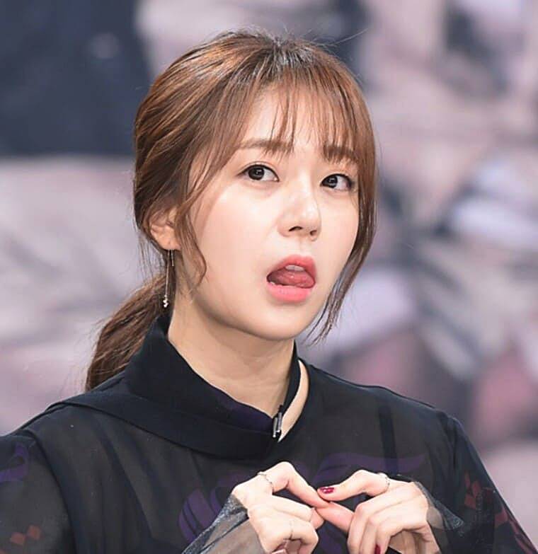 배우-백진희