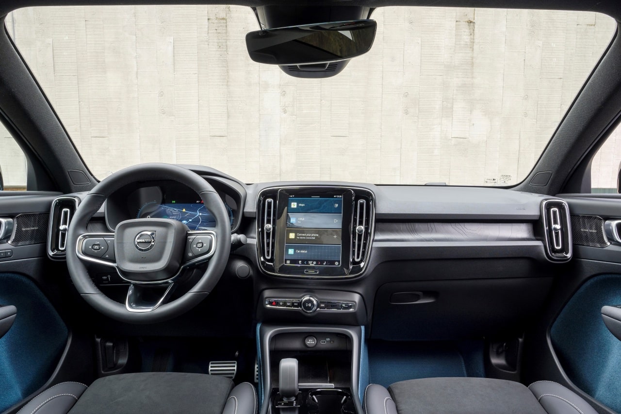 C40 리차지의 실내입니다.