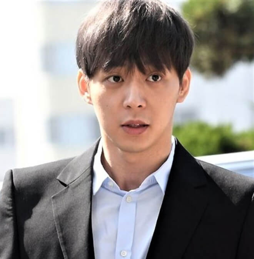 박유천