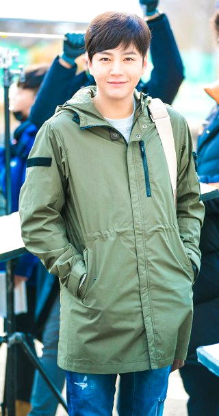 장근석 나이 프로필 암 투병 근황 일본 건물 결혼