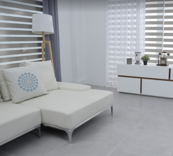 화이트톤으로 인테리어된 주거 내부