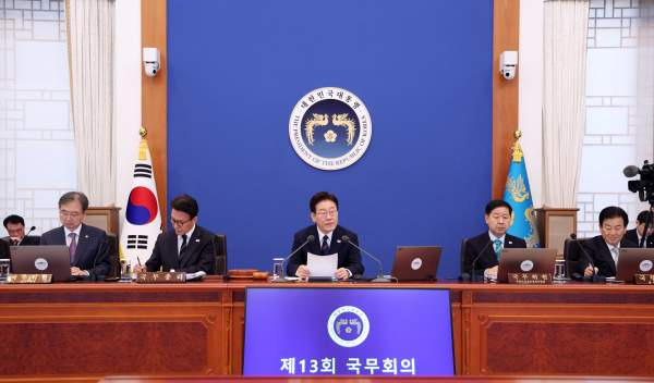 전쟁 추경 고유가 피해 지원금 중위 70%
