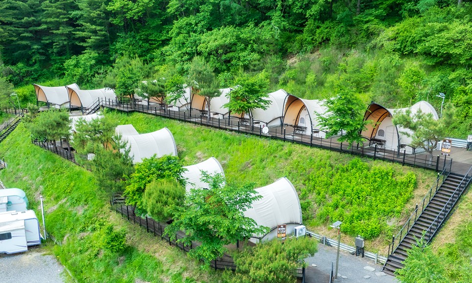 가평 명지산 카라반 글램핑장 (오페라 하우스)