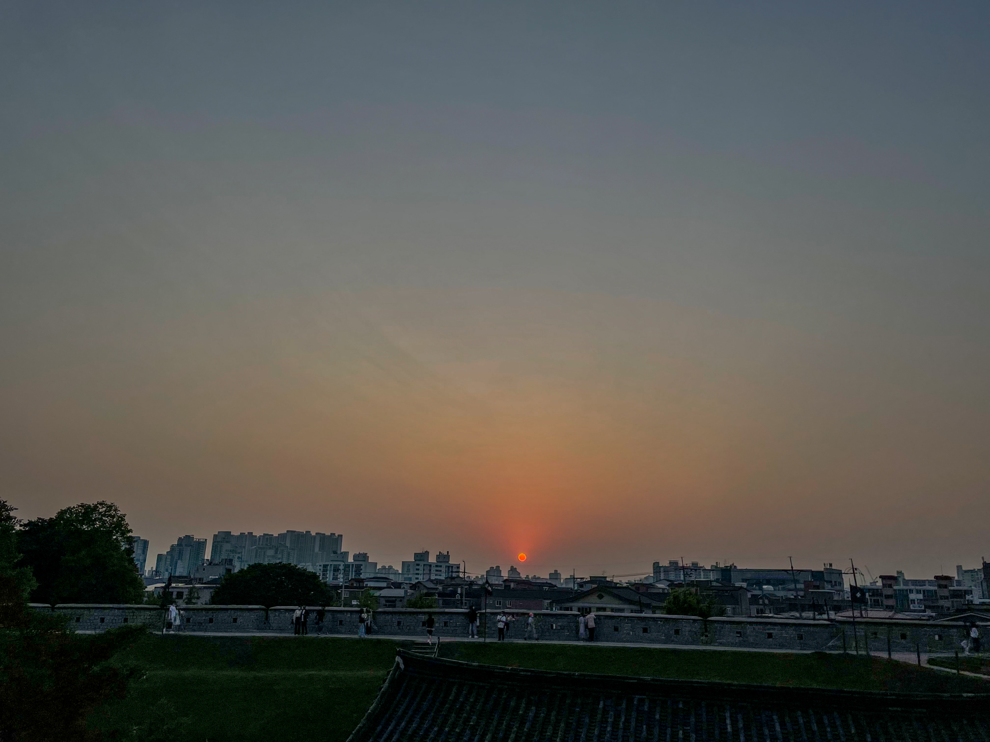 행궁동 성곽 뷰