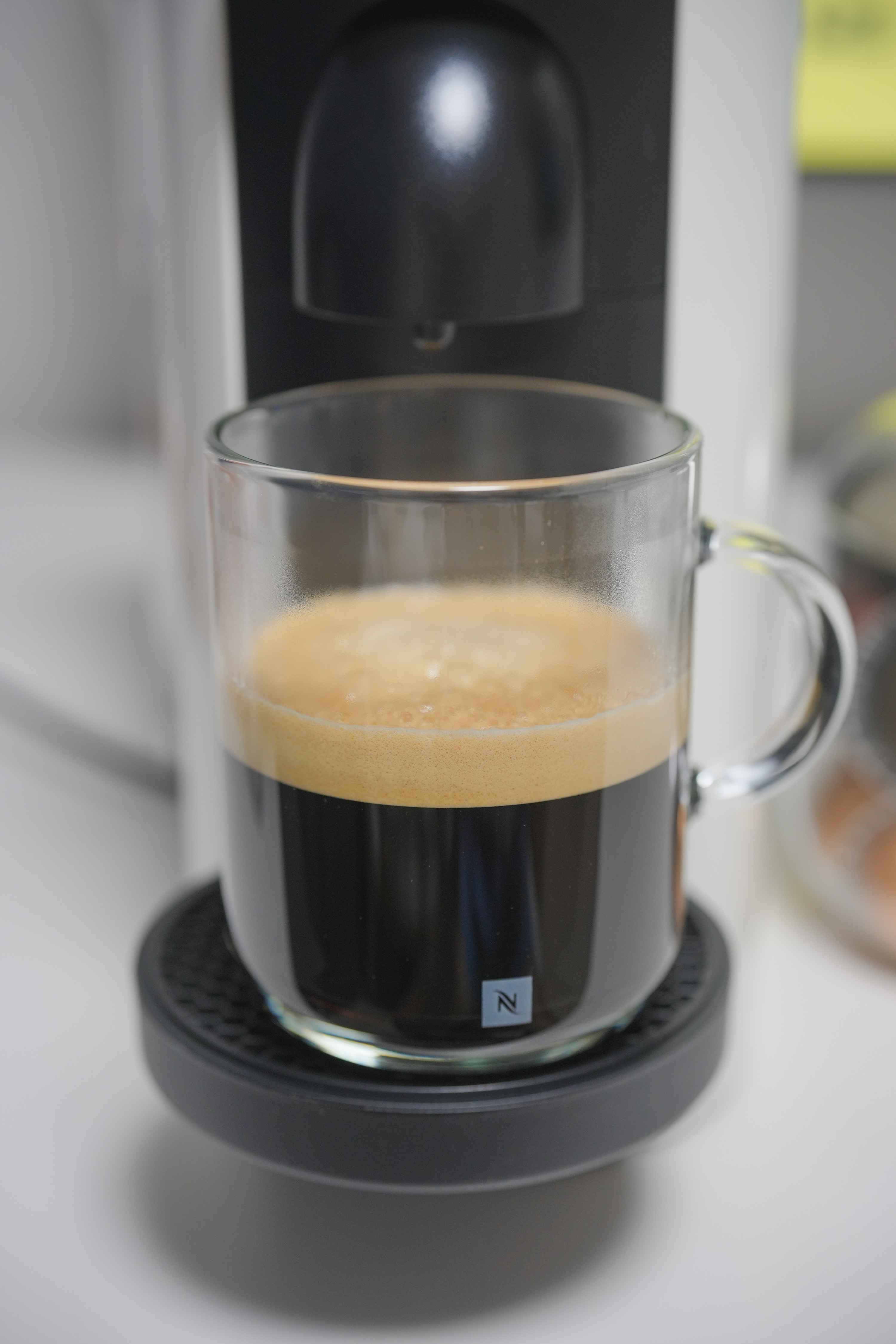 버츄오 플러스 상단 자동 오픈 클로즈 구조