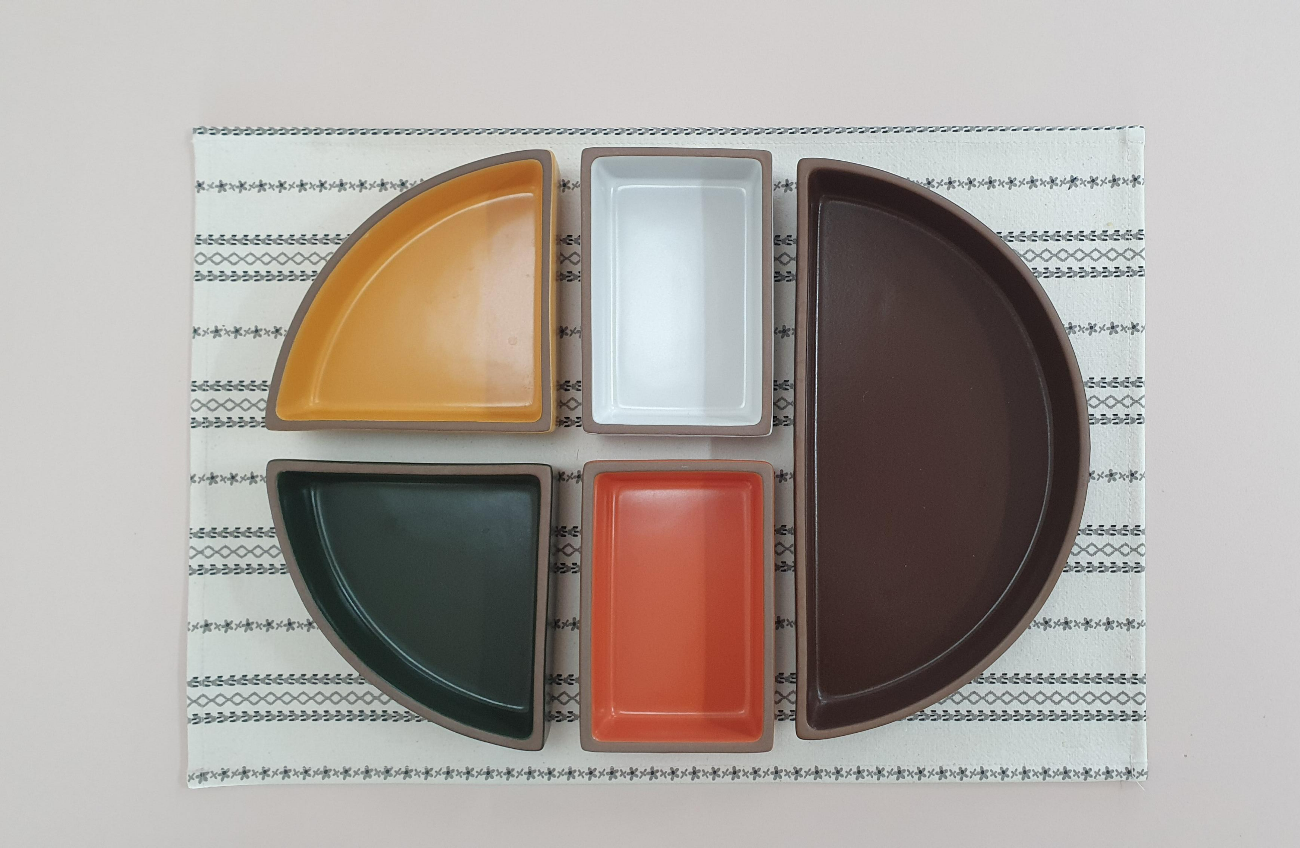 오덴세-레고트-원형접시-사각접시