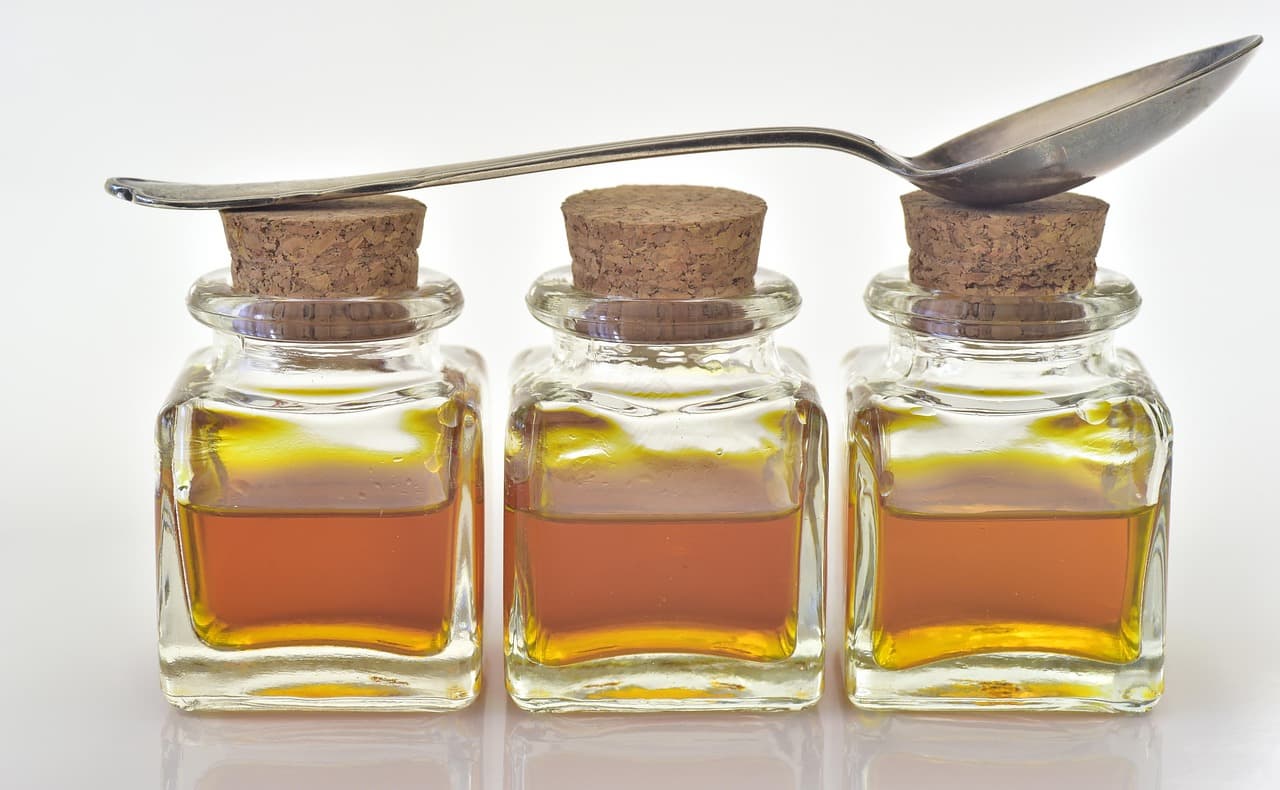 허브 틴크처 만들기 – 알코올 기반 추출법 가이드