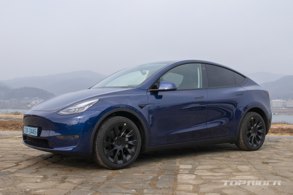 테슬라 모델 Y 관련 이미지