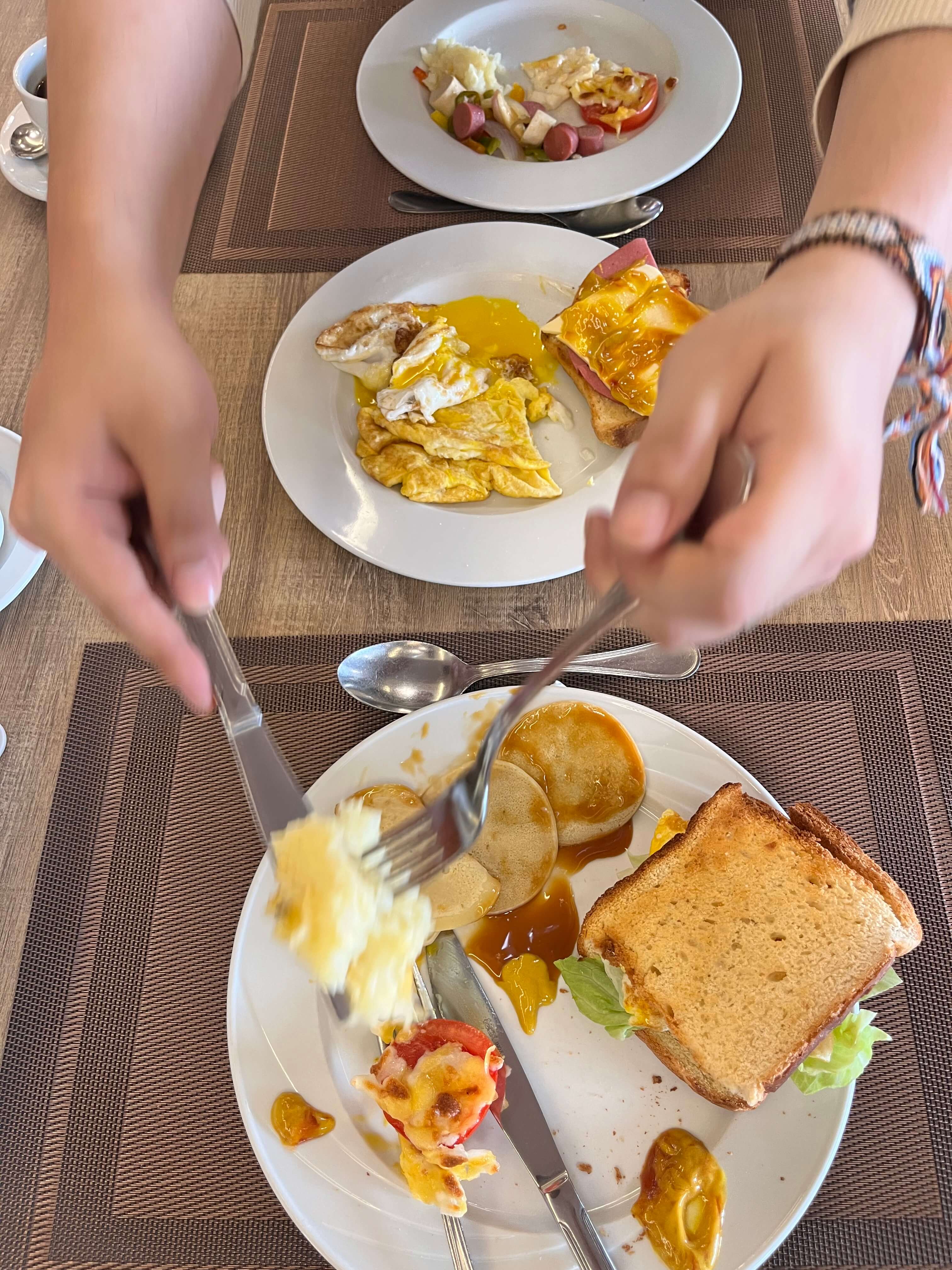 AMWAJ Livingstone Nile Cruise