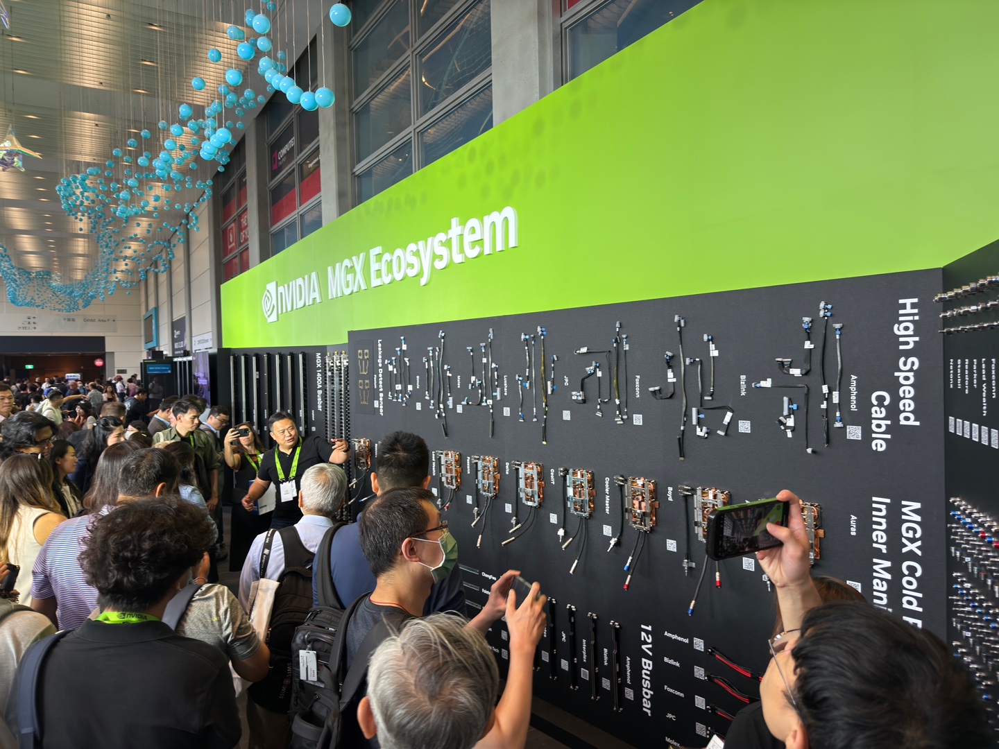 [현장 스케치] &lsquo;AI Next&rsquo; 시대를 마주한 현장 - COMPUTEX 2025 in 타이베이