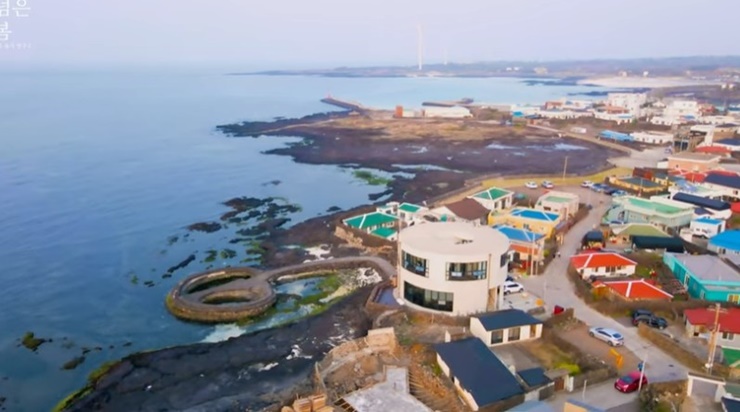 제주-김녕바닷가-넘은봄-한국기행