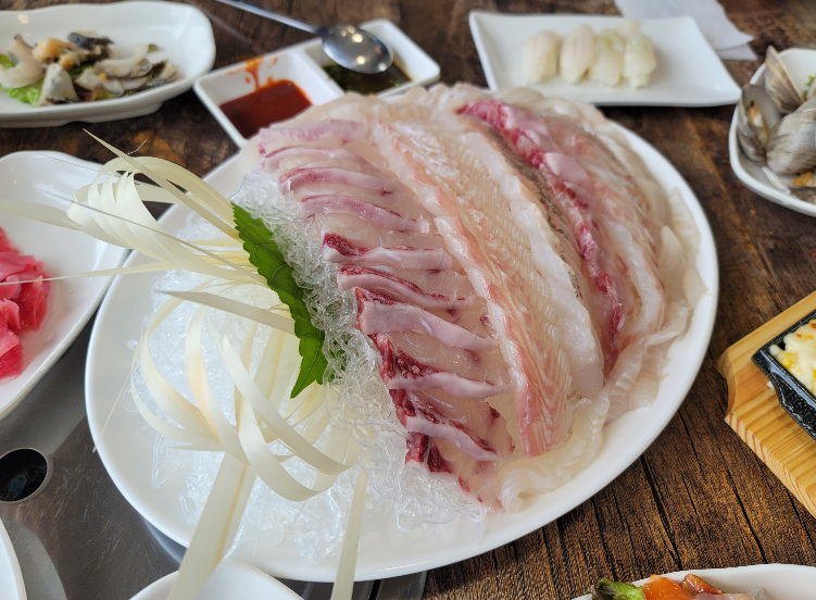 궁평씨푸드 모듬회