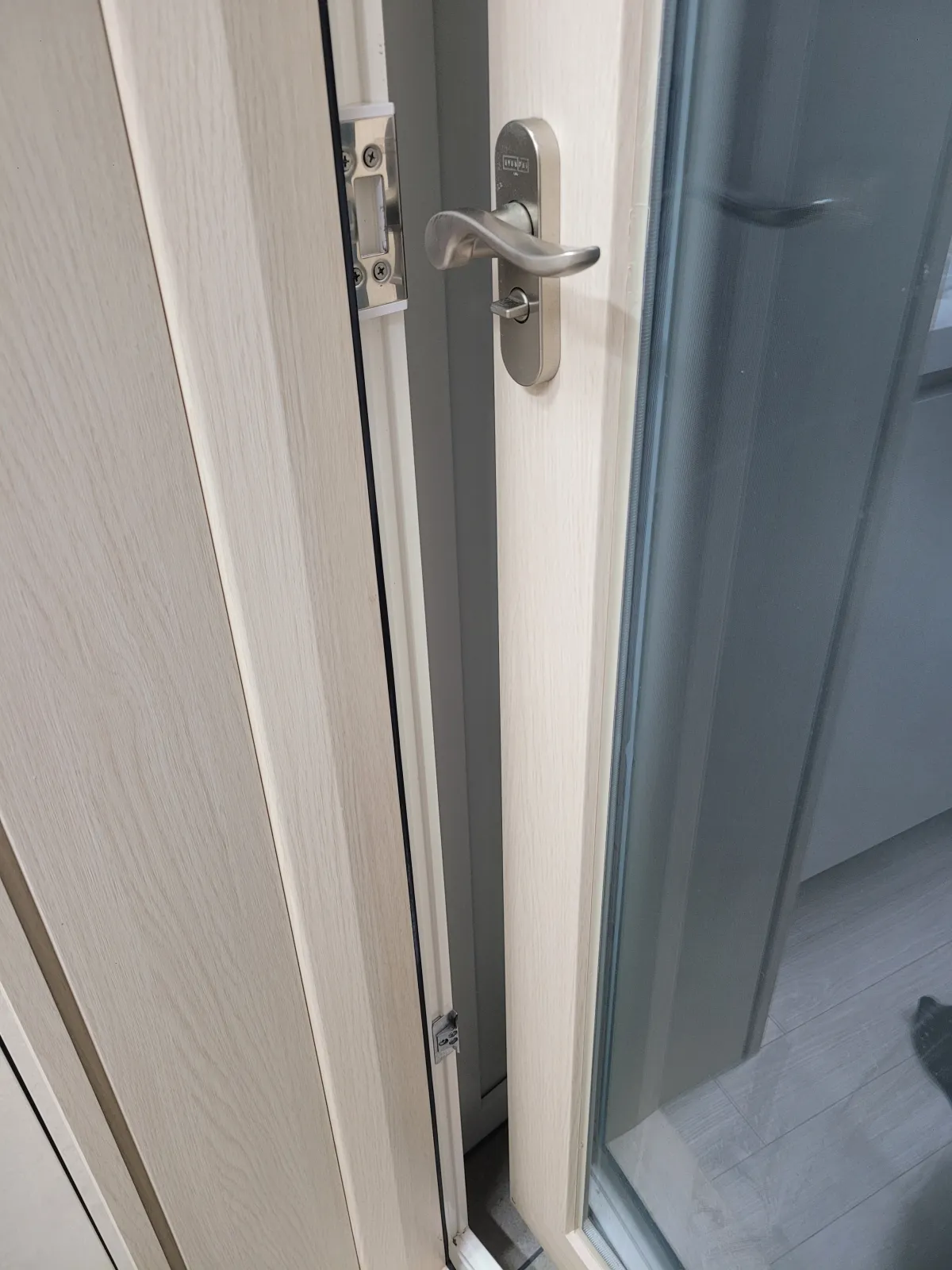 터닝도어 개스킨 밀폐