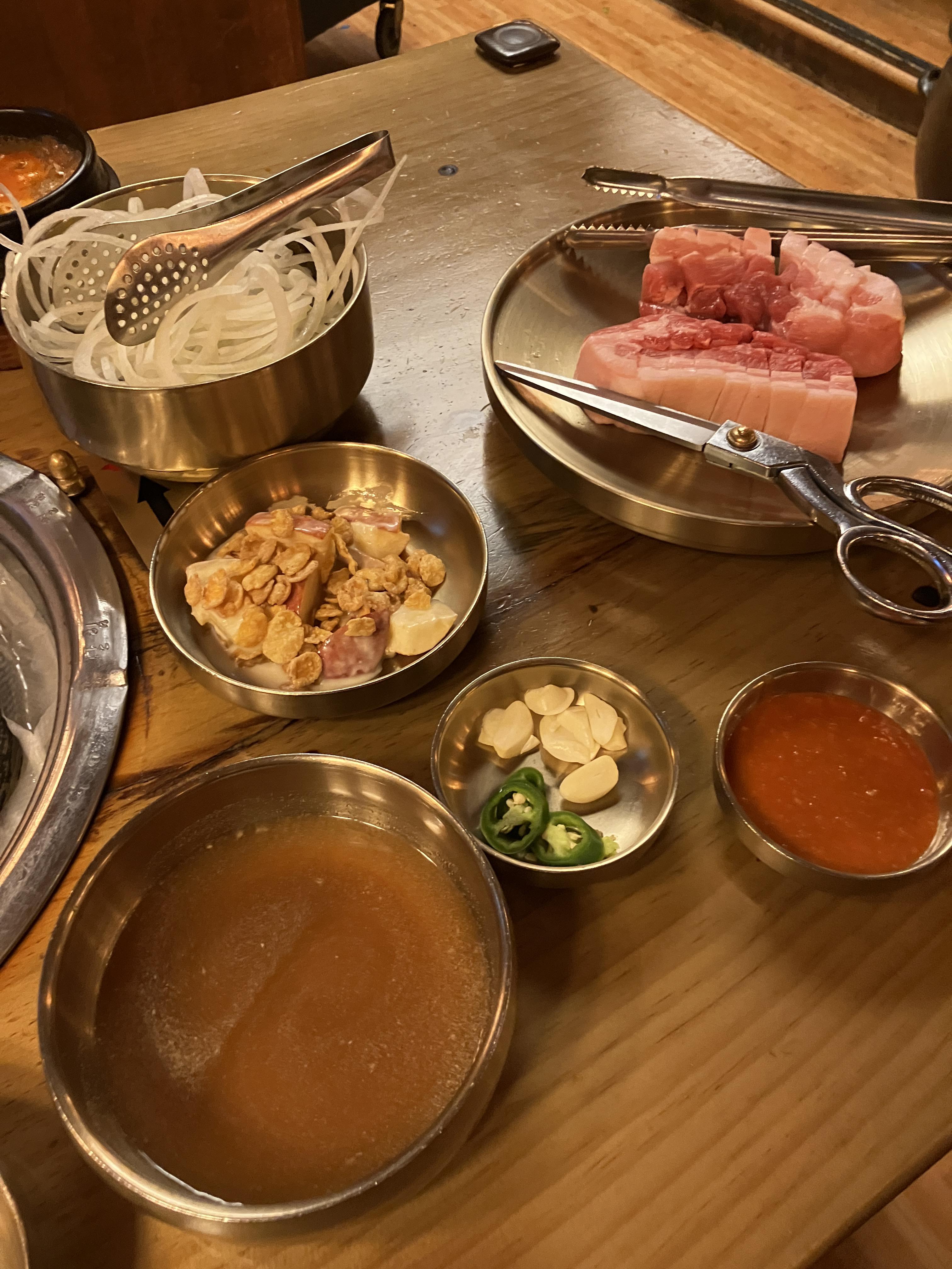 웃는고기 반찬