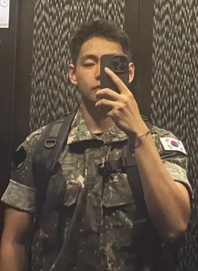 뷔-BTS-방탄소년단