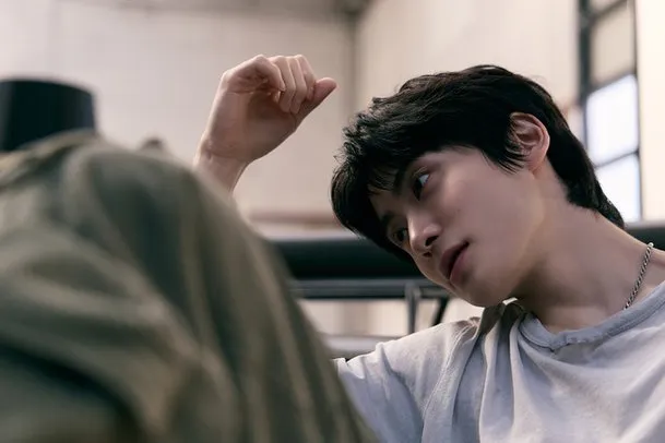 재현 솔로 타이틀곡 SMOKE 촬영