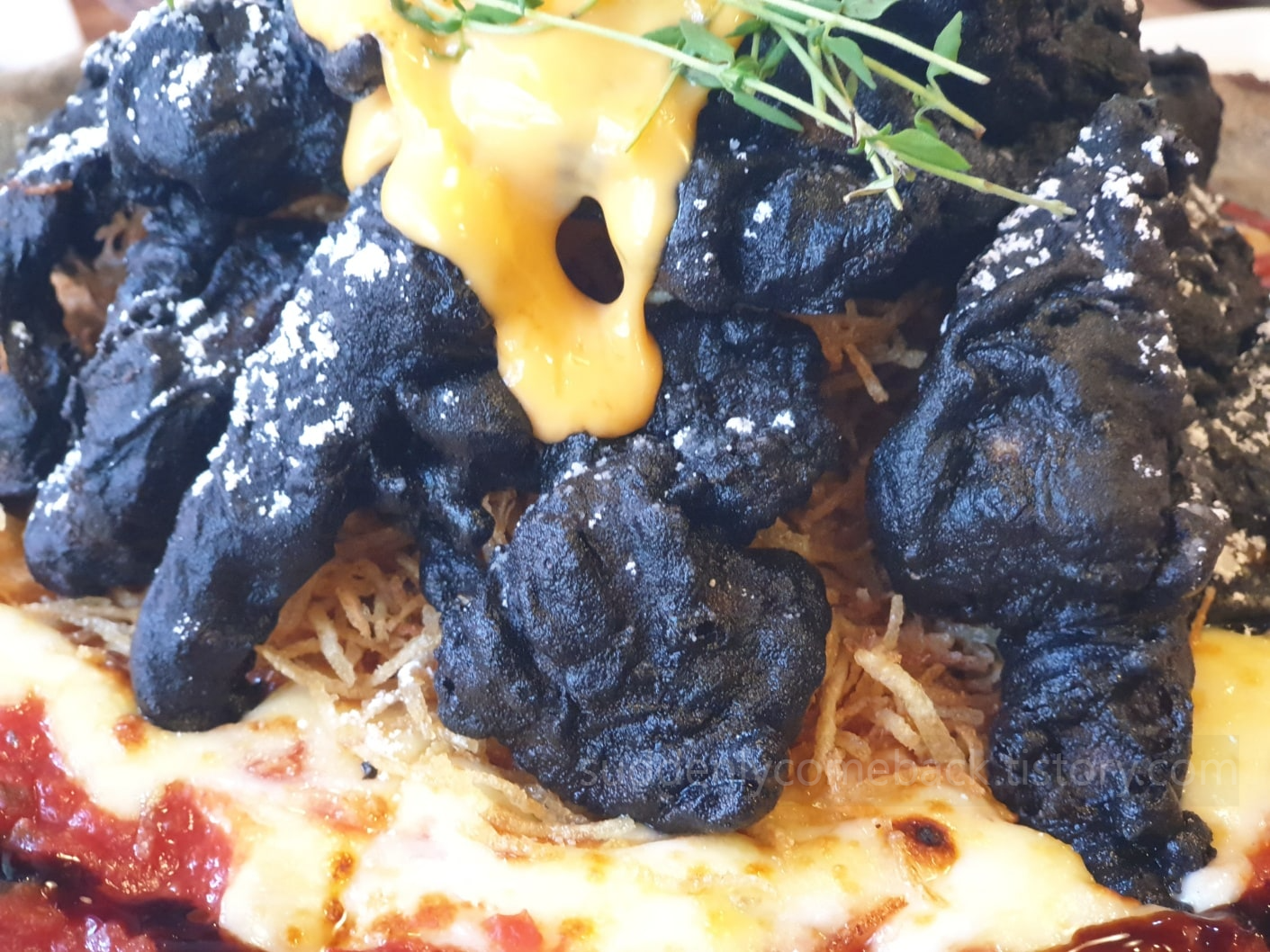 현무암-치킨-제주시-피자-맛집