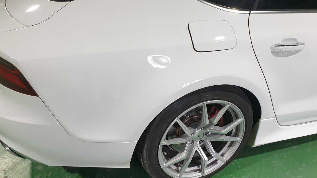 뒷문, 뒤 휀다 자동차 판금도색 - 뒷문, 뒤 휀다