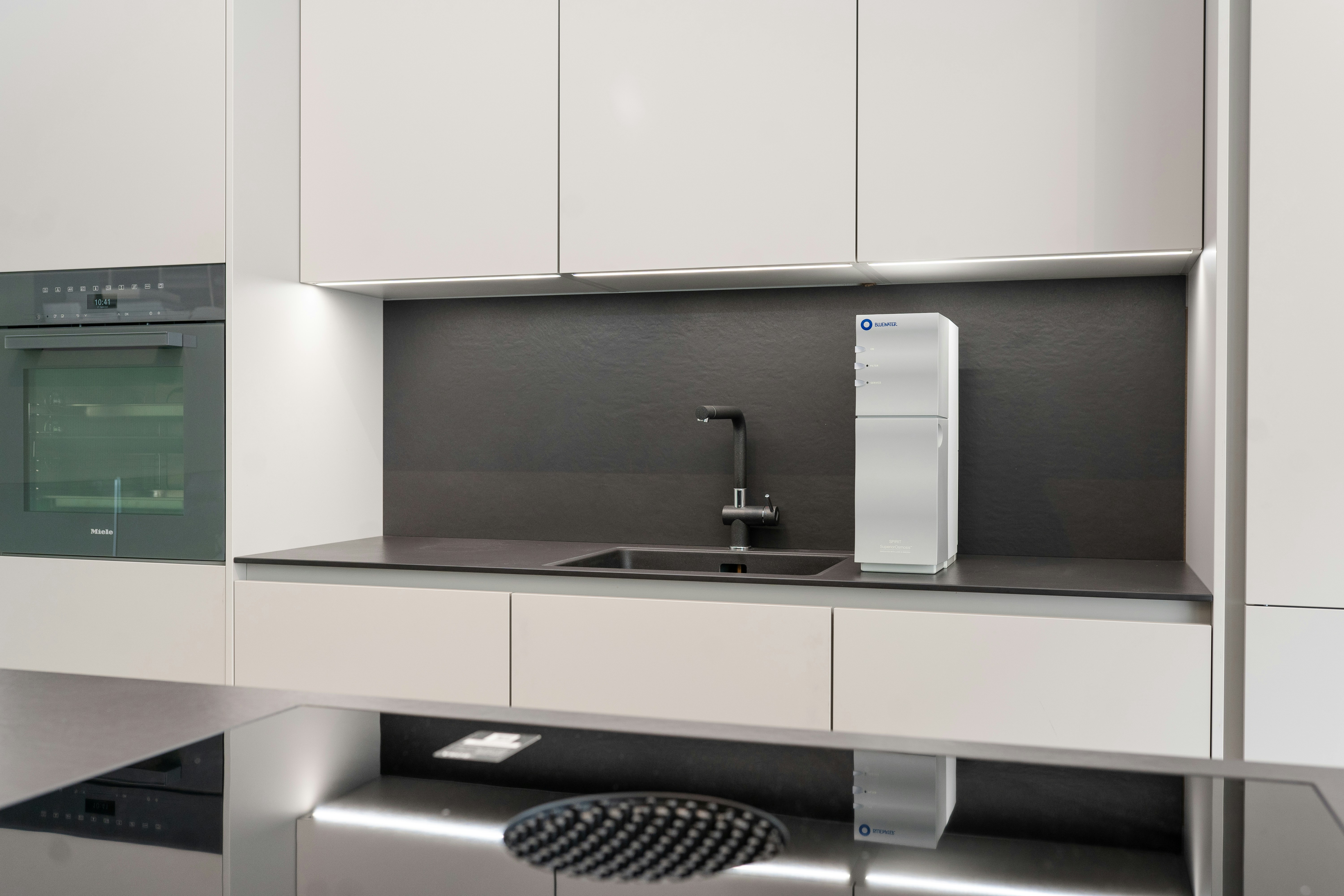 얼음 정수기 고장