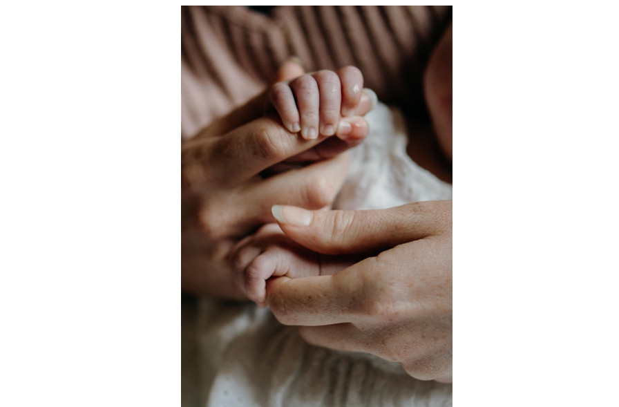 아기 손톱가위 vs 손톱클리퍼, 뭐가 좋을까?