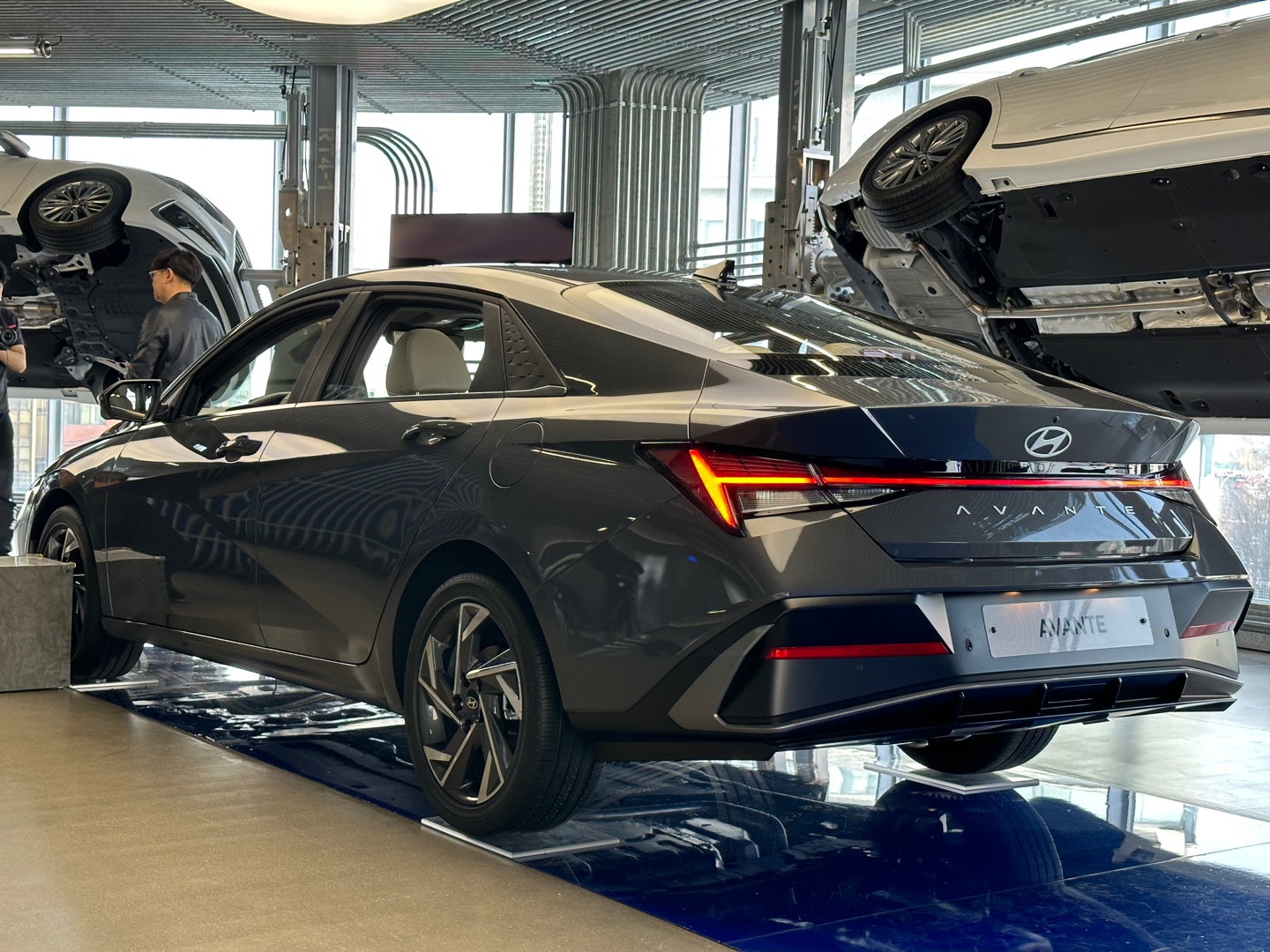 현대자동차 더 뉴 아반떼